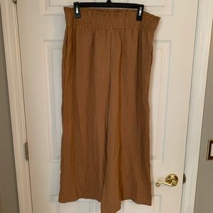 H&M Paper Bag Waist Cropped Pants